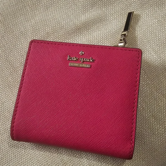 Kate Spade Cameron Street Adalyn Small Wallet Hot Pink Saffiano Leather EUC - Picture 12 of 13